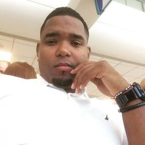 Meet your Posher, Juan esteban